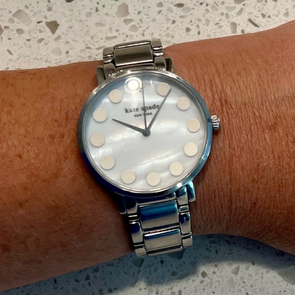 EUC Kate Spade Gramercy Silver Dot Watch - Picture 10 of 11